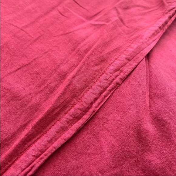 2 Pottery Barn Washed Velvet Handcrafted Quilted Shams STANDARD Red Holiday PB - Picture 8 of 8